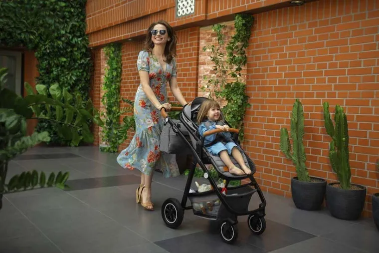 Lionelo, Amber, wózek wielofunkcyjny, 3w1, Grey Graphite