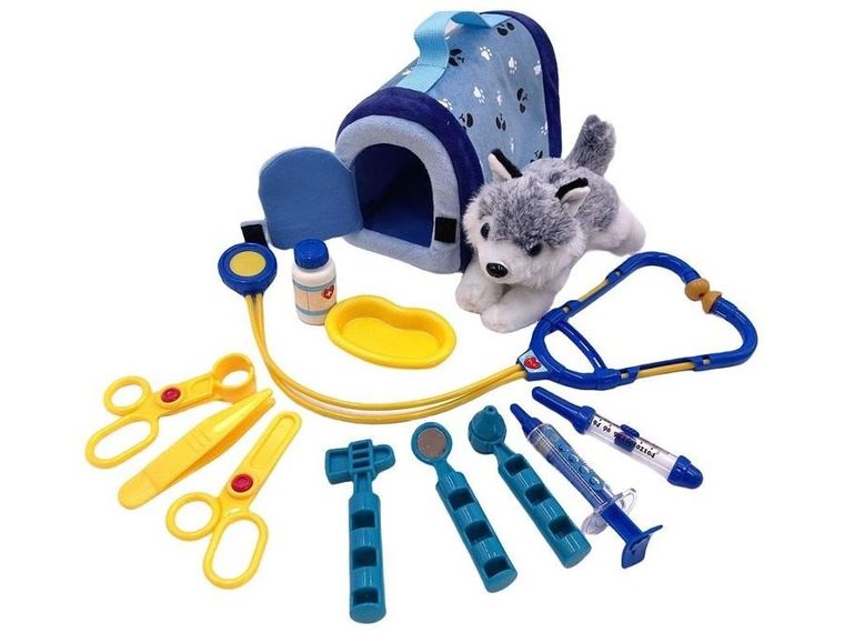 Adar, Pies w transporterze, maskotka z zestawem lekarskim