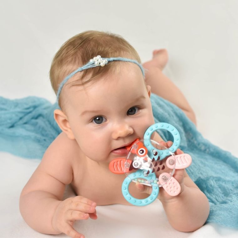 Akuku, grzechotka, gryzak, kosmo