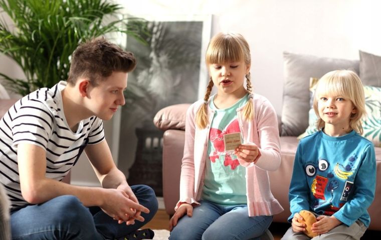 Alexander, Gorący Ziemniak - Pytania graczy, gra familijna