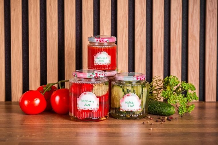 Altom Design, Spiżarnia pani domu, komplet 4 słoików, 450 ml, ryflowanych z 4 etykietami samoprzylepnymi