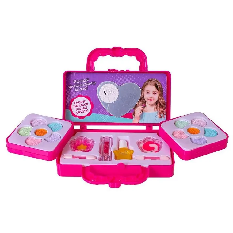 Anek dla Dzieci, kosmetyki w kuferku