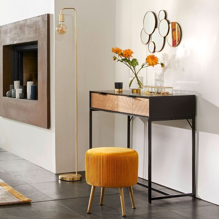 Atmosphera, metalowa lampa podłogowa, złota