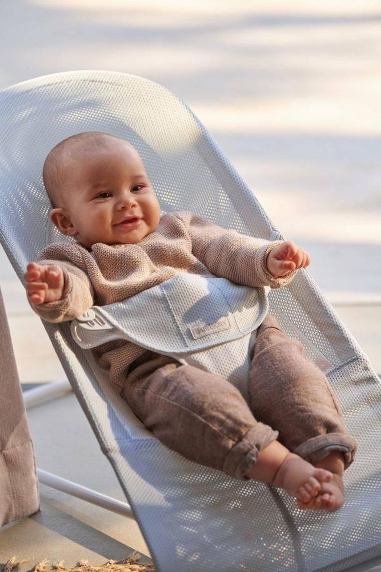 BabyBjörn, Balance Soft Mesh, leżaczek, szary, biały