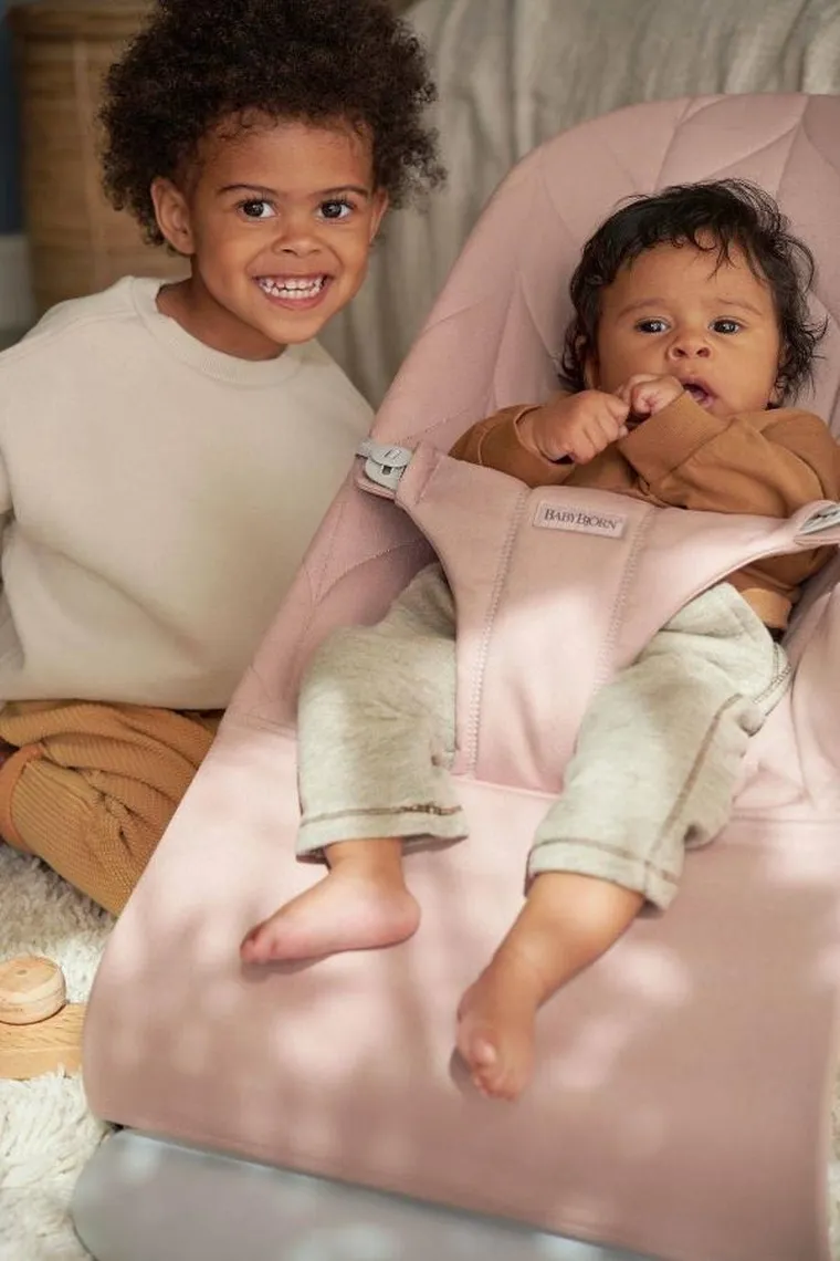 BabyBjörn, Bliss Woven, Petal Quilt, leżaczek, zgaszony róż