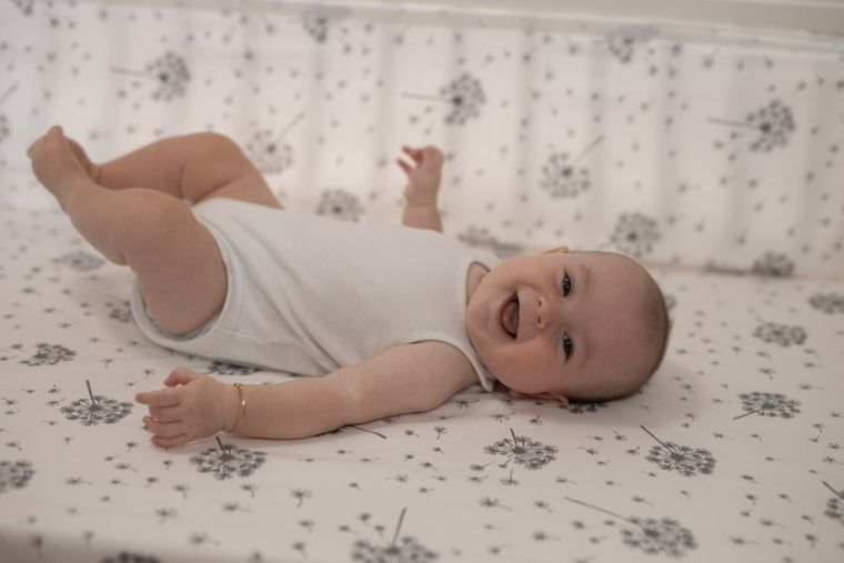 BabyMatex, Dmuchawce, prześcieradło z gumą, szare, 70-140 cm