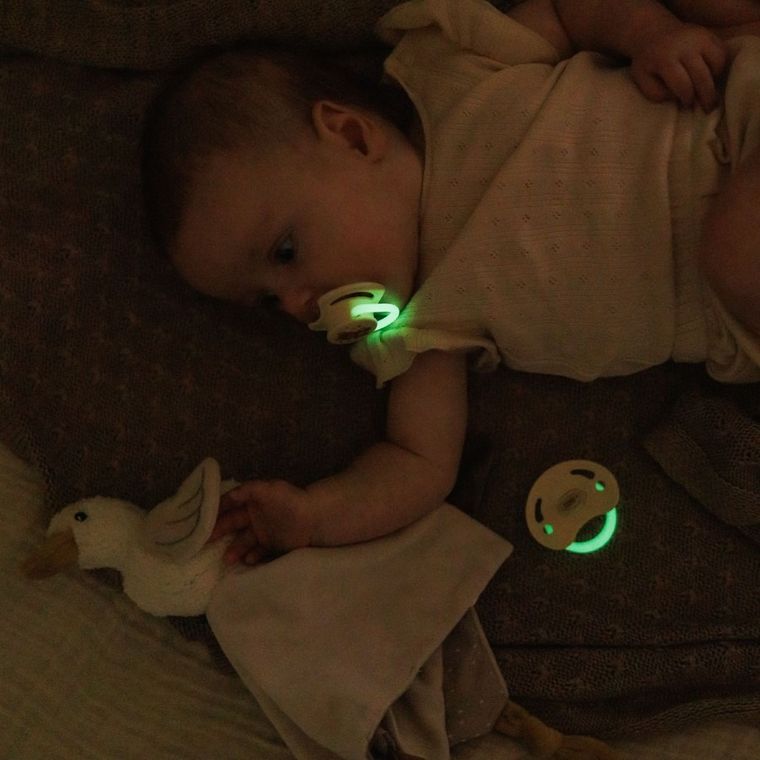 BabyOno, smoczki symetryczne, silikonowe, 0-6 m