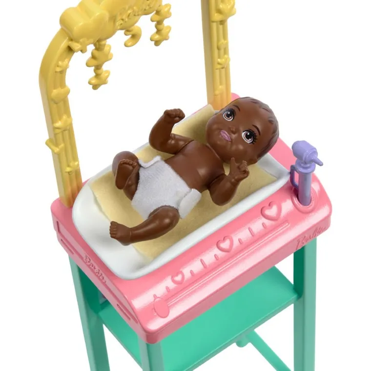 Barbie, Kariera, Pediatra, zestaw do zabawy z 2 lalkami i akcesoriami