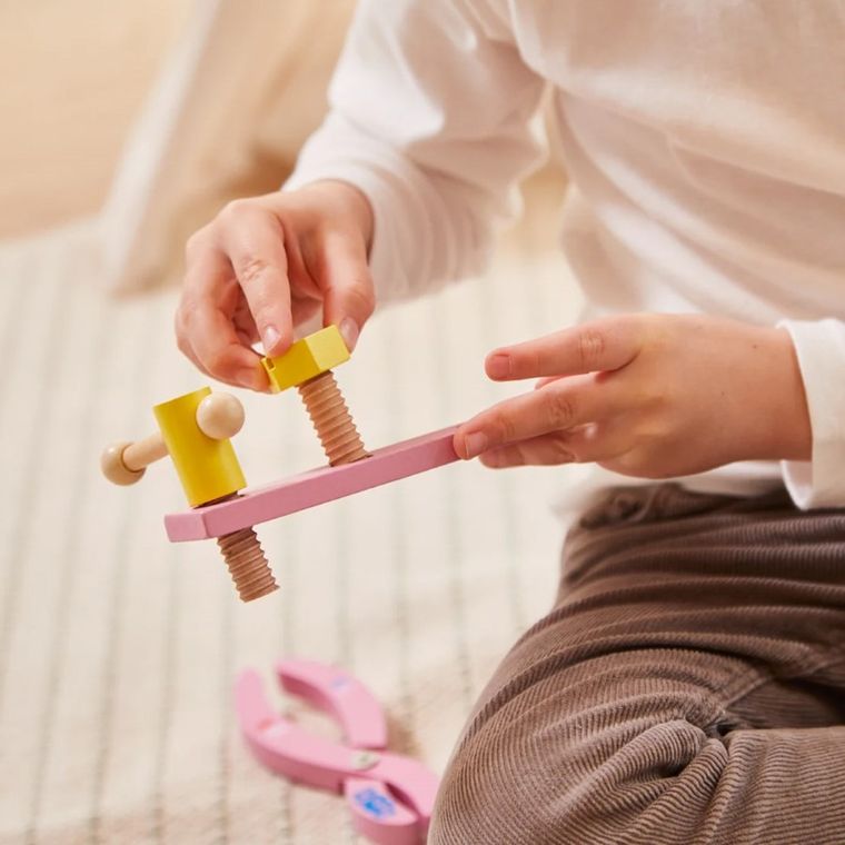 Barbo Toys, Świnka Peppa, zestaw drewnianych narzędzi w walizce