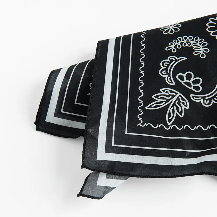 Bawełniana czarna bandana unisex NOWEAR