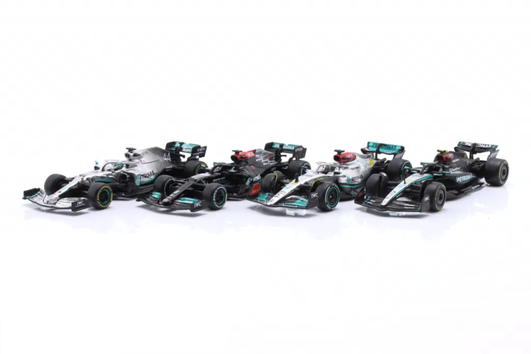 Bburago, Formula Racing, Mercedes AMG Petronas, zestaw modeli pojazdów, 1:43, 4 szt.