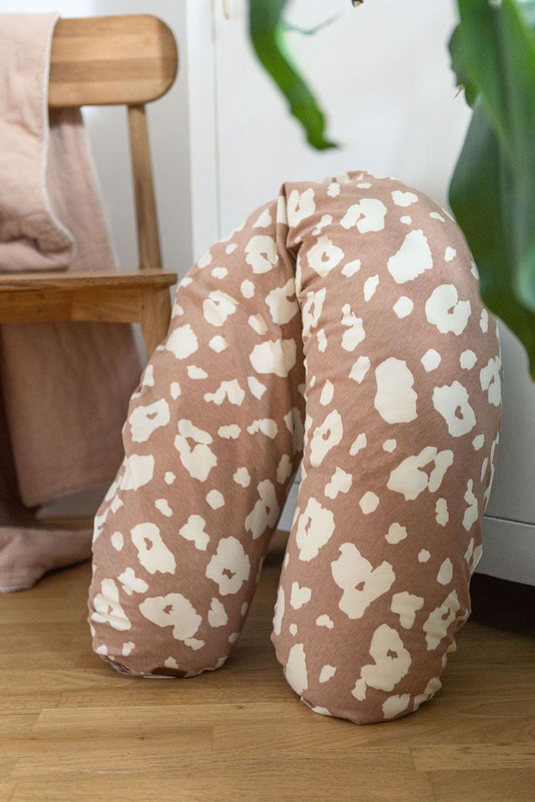 Beaba, Big Flopsy, ergonomiczna poduszka rogal dla kobiet w ciąży i do karmienia, savannah bloom