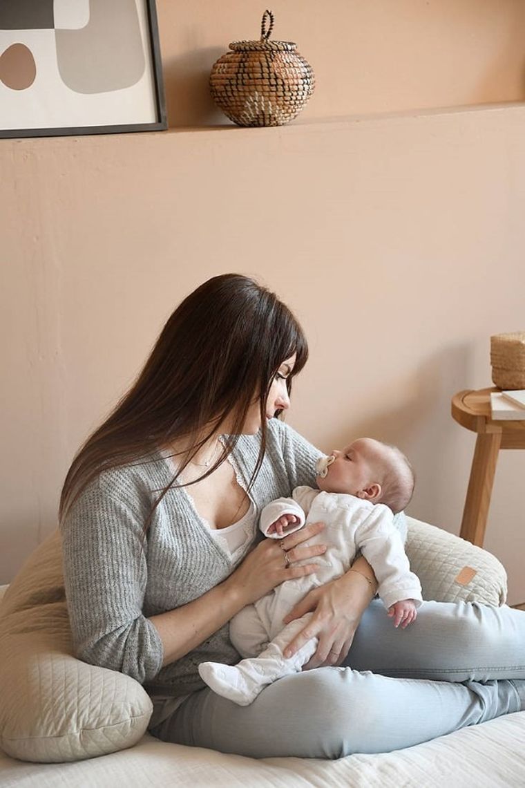 Beaba, Big Flopsy, Fleur de coton Linen, ergonomiczna poduszka rogal dla kobiet w ciąży i karmiących