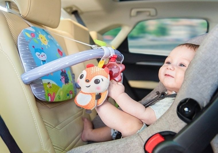 BenBat, dwustronny pałąk podróżny, z zabawkami