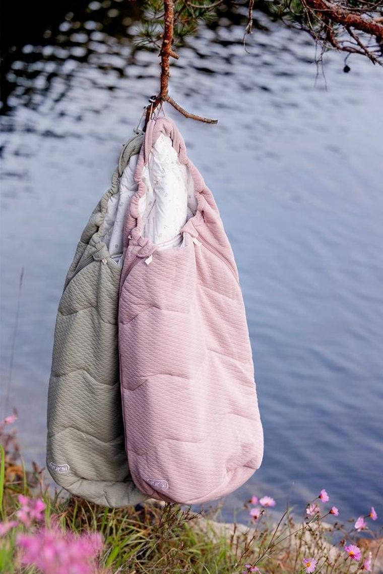 BeSafe Voksi, śpiworek do fotelika i wózka Voksi Breeze Light, pudrowy róż