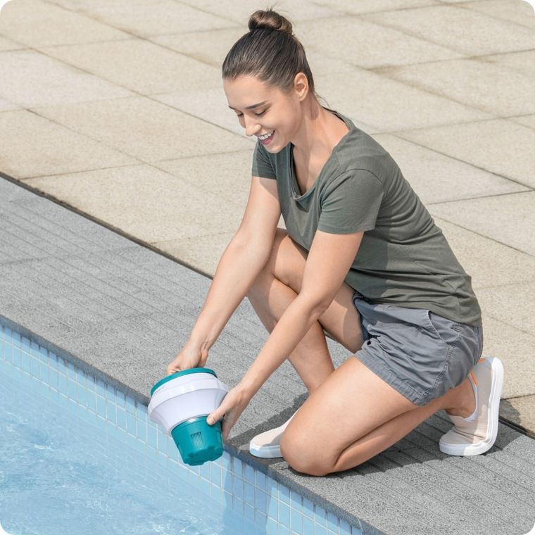 Bestway, duży pływak, dozownik chemii basenowej