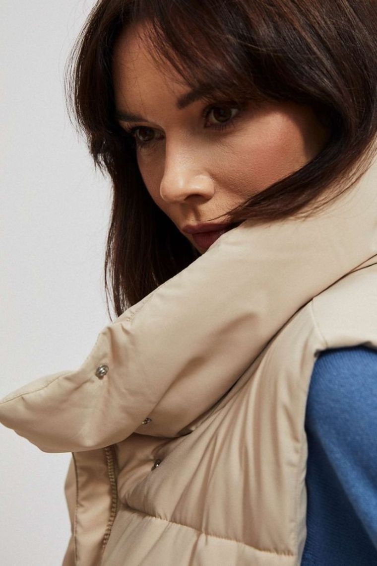 Bezrękawnik damski, beżowy, Moodo