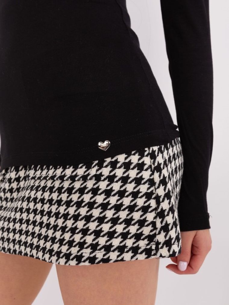 Bluzka damska z długim rękawem, czarna, Basic Feel Good