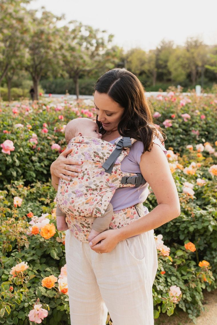 Boba, X, nosidełko, kremowe z nadrukiem arkadia