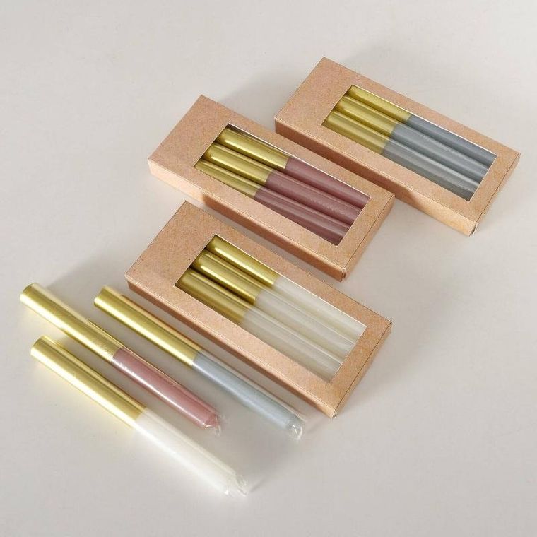 Boltze Home, świeczki kolorowe z podstawą w złotym kolorze, 4 szt.