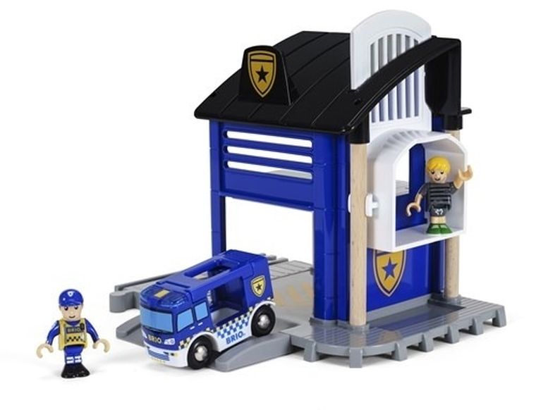 Brio World, Komisariat policji, zabawka drewniana, zestaw z figurkami