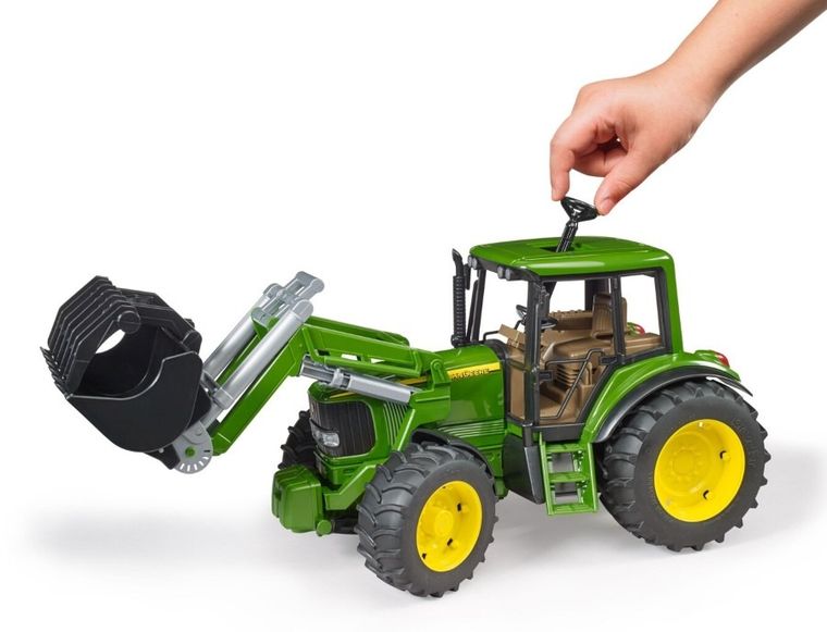 Bruder, Traktor John Deere 6920 z ładowarką czołową