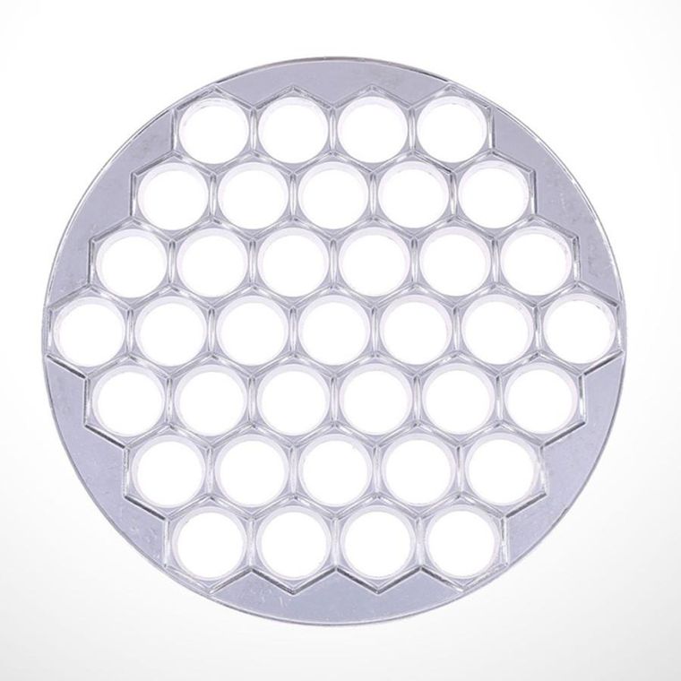 Brunbeste, forma wykrawacz do pierogów uszek pielmieni