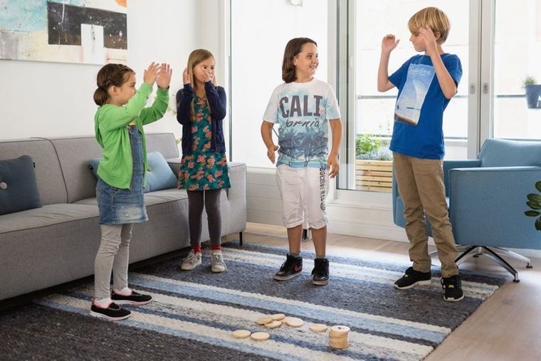 BS Toys, naśladuj ruch, gra logiczna