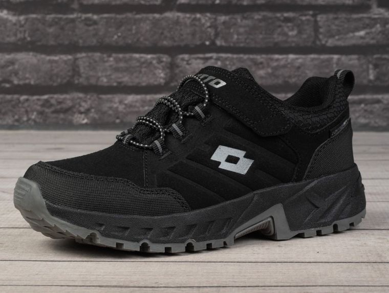 Buty sportowe damskie, czarne, Lotto Ketcham Low