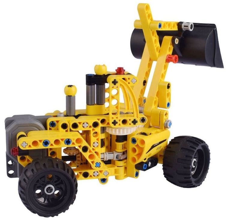 Cada, Fadroma, spychacz, 213 elementów