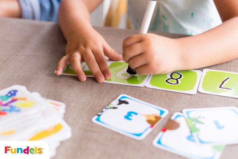 Cartamundi, Fundels: Pisanie liter, gra strategiczna