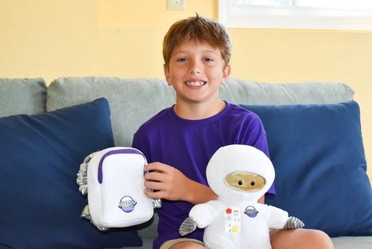 Celestial Buddies Planety, AstroBuddy, Astronauta z plecakiem, maskotka