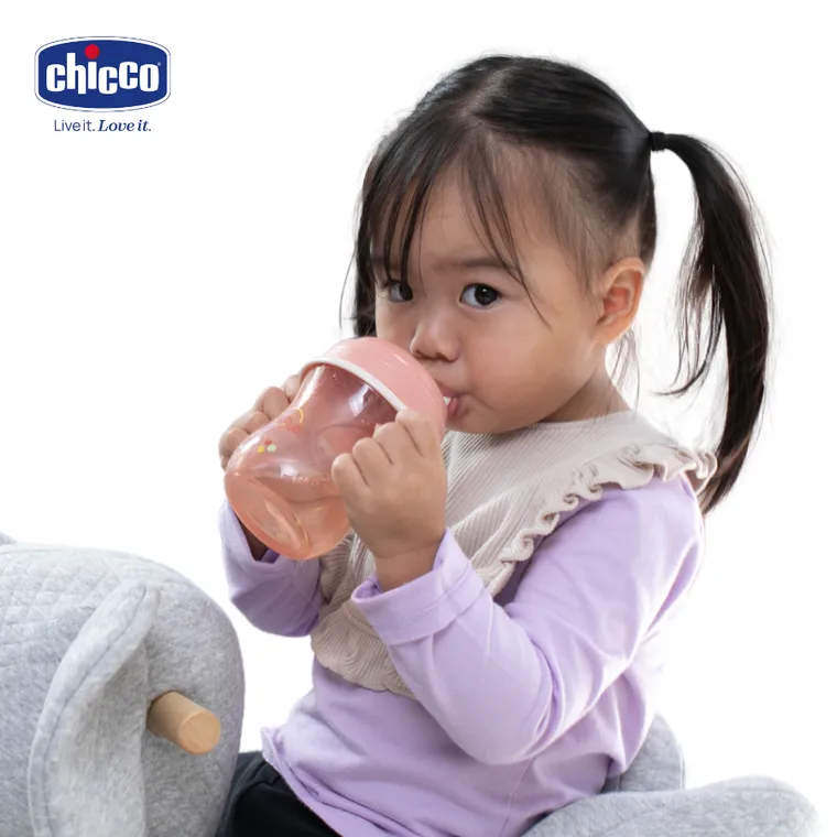 Chicco, kubek treningowy, niekapek z twardym ustnikiem, brzoskwiniowy, 6m+, 200 ml