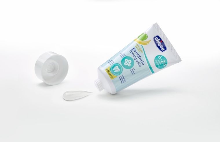 Chicco, zestaw podróżny: pasta z fluorem i szczoteczka do zębów + etui, Indigo, 6-36 m