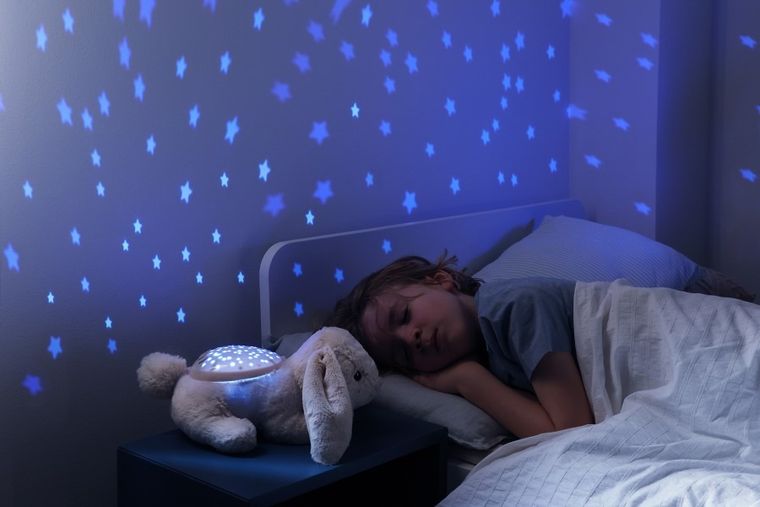 Cloud B, Twilight Buddies, Króliczek, lampka nocna z projekcją świetlną