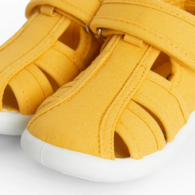 Cool Club, Kapcie dziecięce, żółte