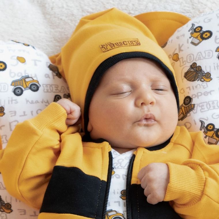 Czapka chłopięca, żółto-czarna, Nicol