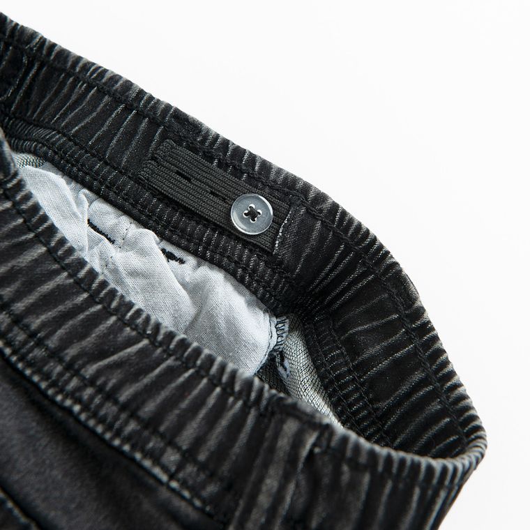 Czarne spodnie jeansowe o kroju jogger Cool Club