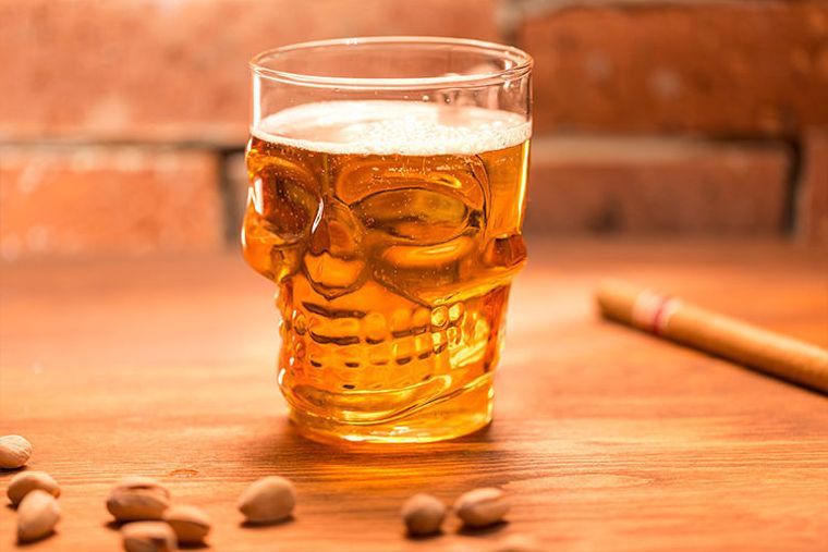 Czaszka, kufel do piwa, 550 ml