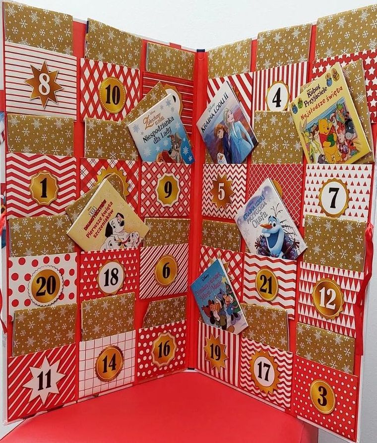 Disney. Kalendarz adwentowy. Bajkowa kolekcja