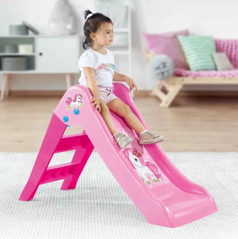 Dolu, zjeżdżalnia z jednorożcem