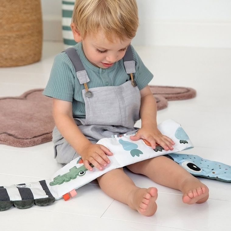 Done By Deer, Croco, książeczka sensoryczna rozkładana, green