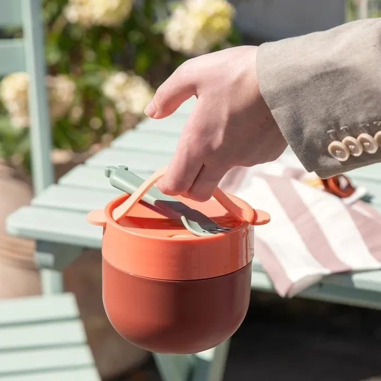 Done by Deer, lunchbox, papaya