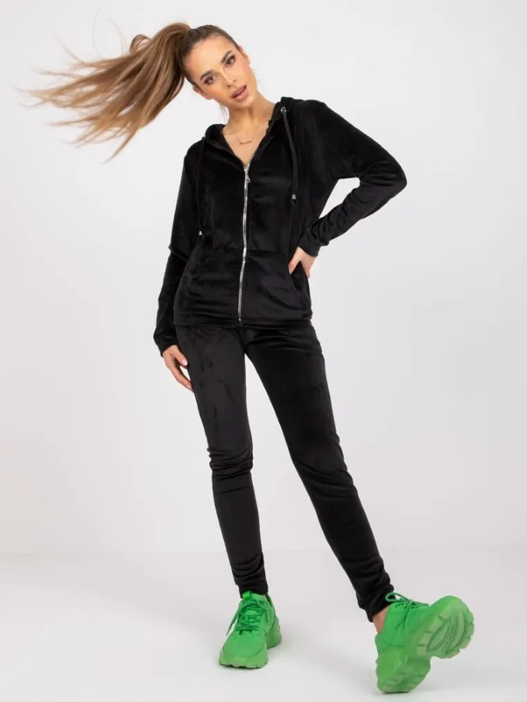 Dres damski, czarny, Relevance