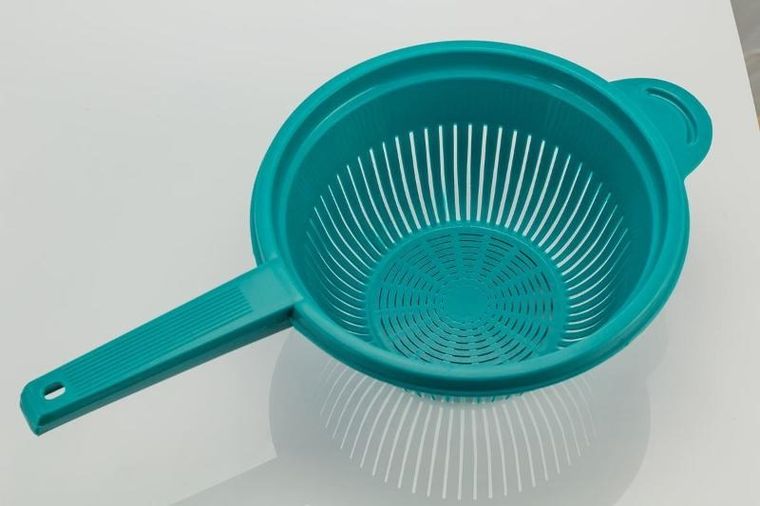 Durszlak, cedzak z rączką, 20 cm