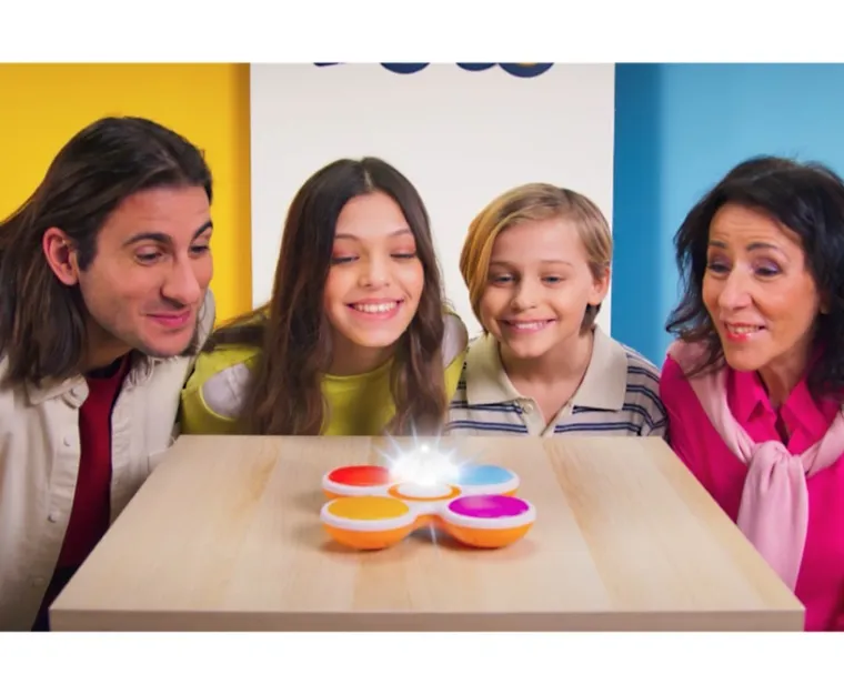 Epee, Znam Więcej, elektroniczna gra familijna