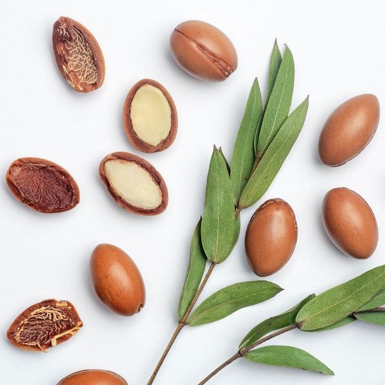 Essentia Nature, odświeżacz w sprayu do tkanin i wnętrz, Argan, 50 ml