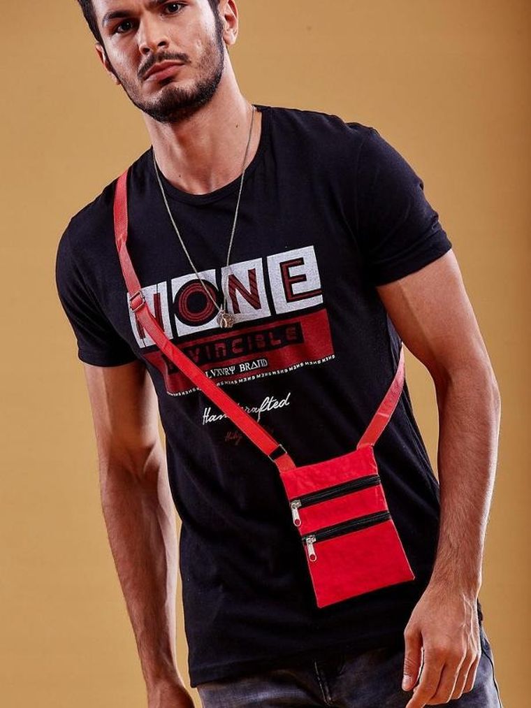 Etui na dokumenty, czerwone