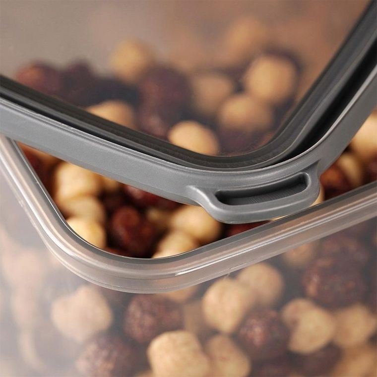 Excellent Houseware, pojemnik na produkty sypkie z pokrywką, 1,6l