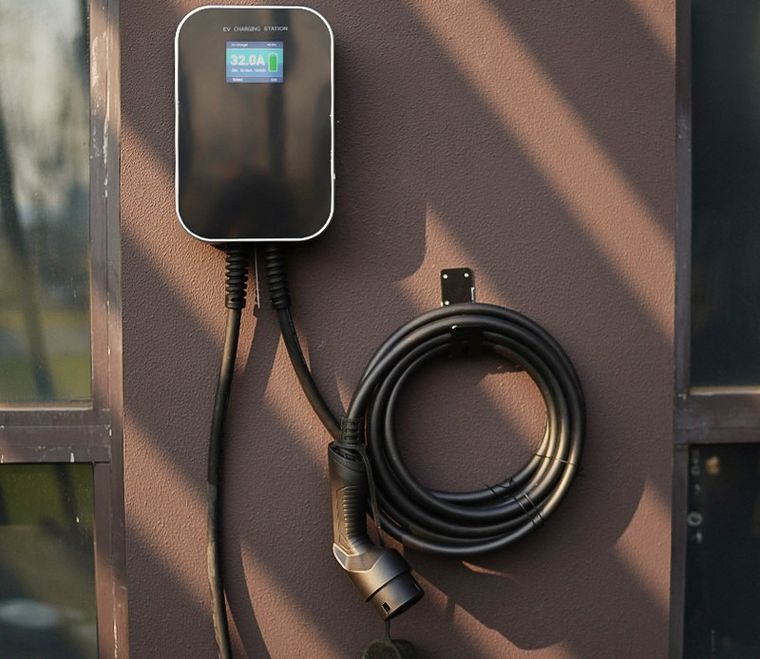 Extralink BS20-BC-22kW-APP Typ 2 32A 22kW, Ładowarka do samochodu elektrycznego, 3 fazy, ekran LCD, aplikacja, 6,1m
